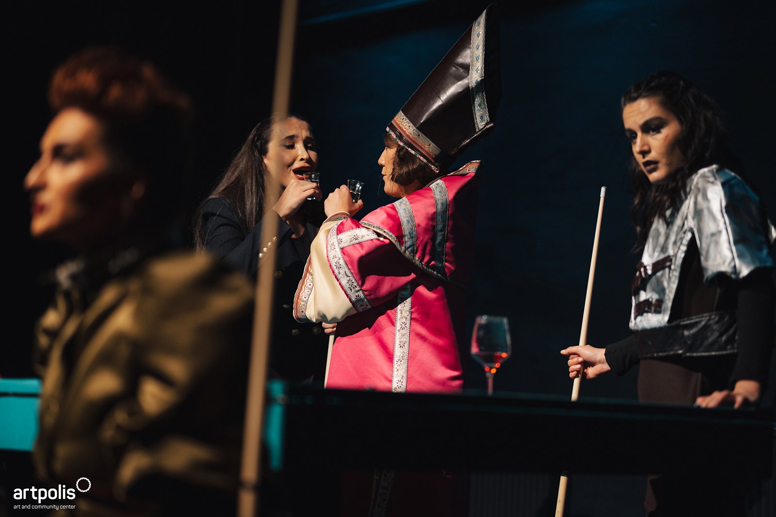 “Top Girls” was presented in Podujevë