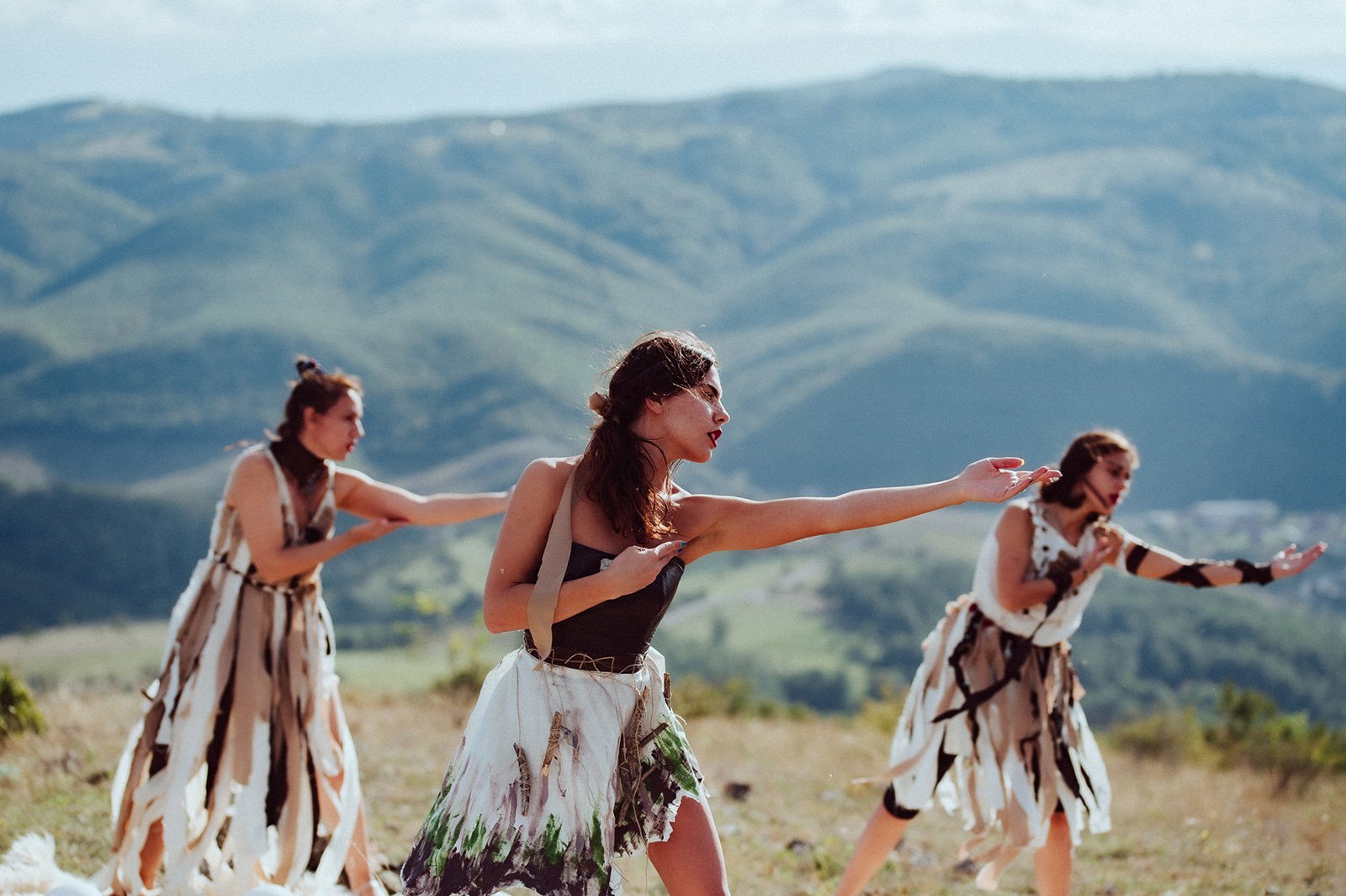 The Performance “Artemis’s Huntresses”