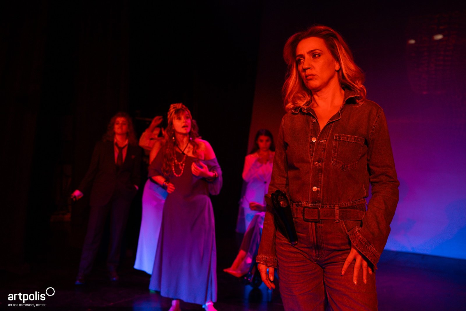 Theatre Performance “Fefu and Her Friends”